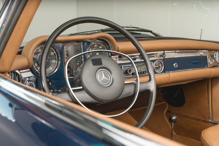 PeetClassics-MercedesBenz280SL-Rauwworks-W-052