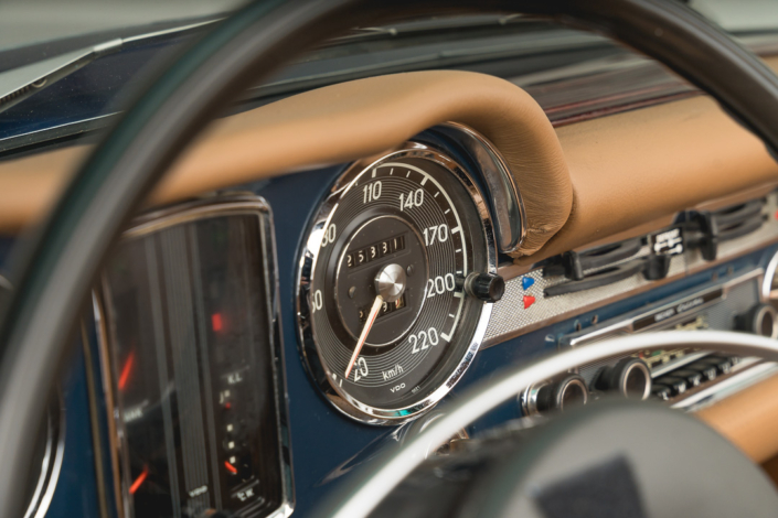 PeetClassics-MercedesBenz280SL-Rauwworks-W-057