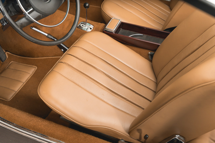 PeetClassics-MercedesBenz280SL-Rauwworks-W-066