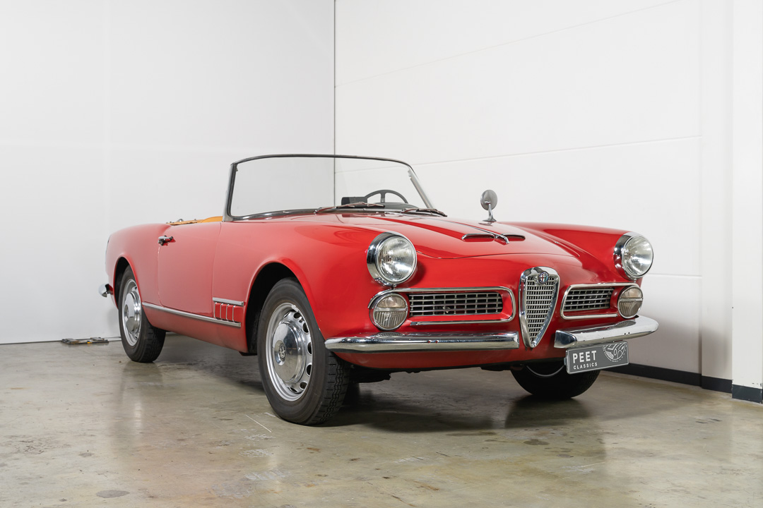 Alfa Romeo Spider 2000 Touring