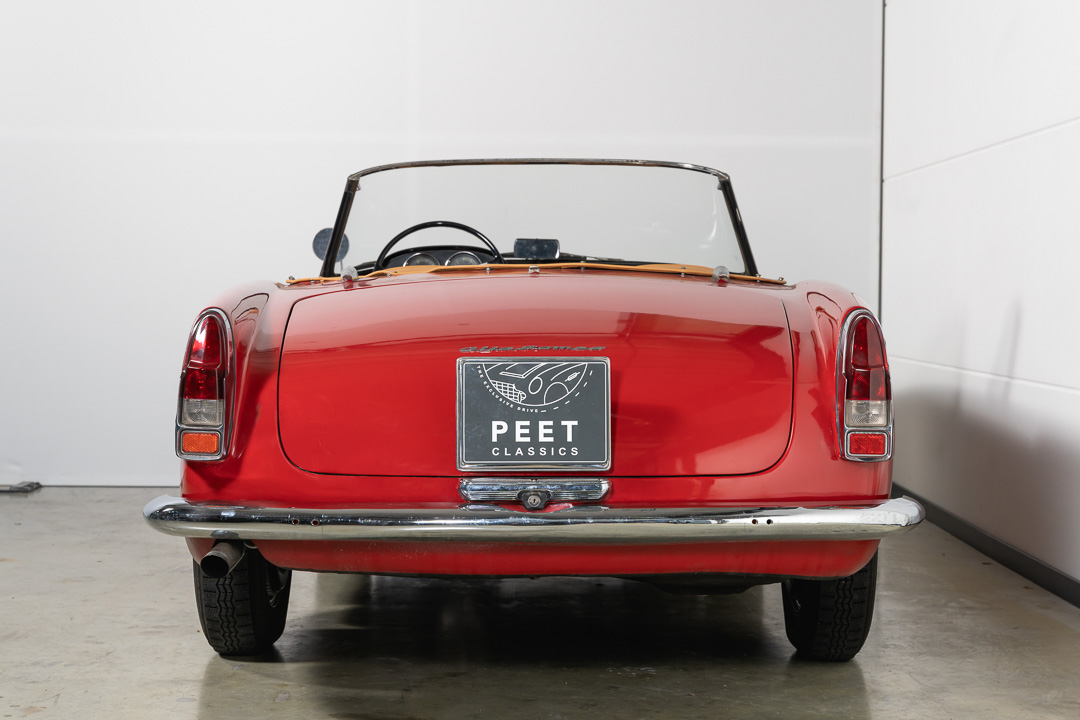 Alfa Romeo Spider 2000 Touring
