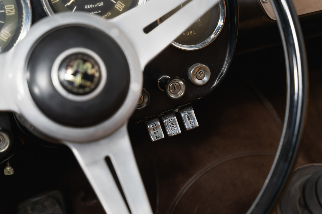 Alfa Romeo Spider 2000 Touring