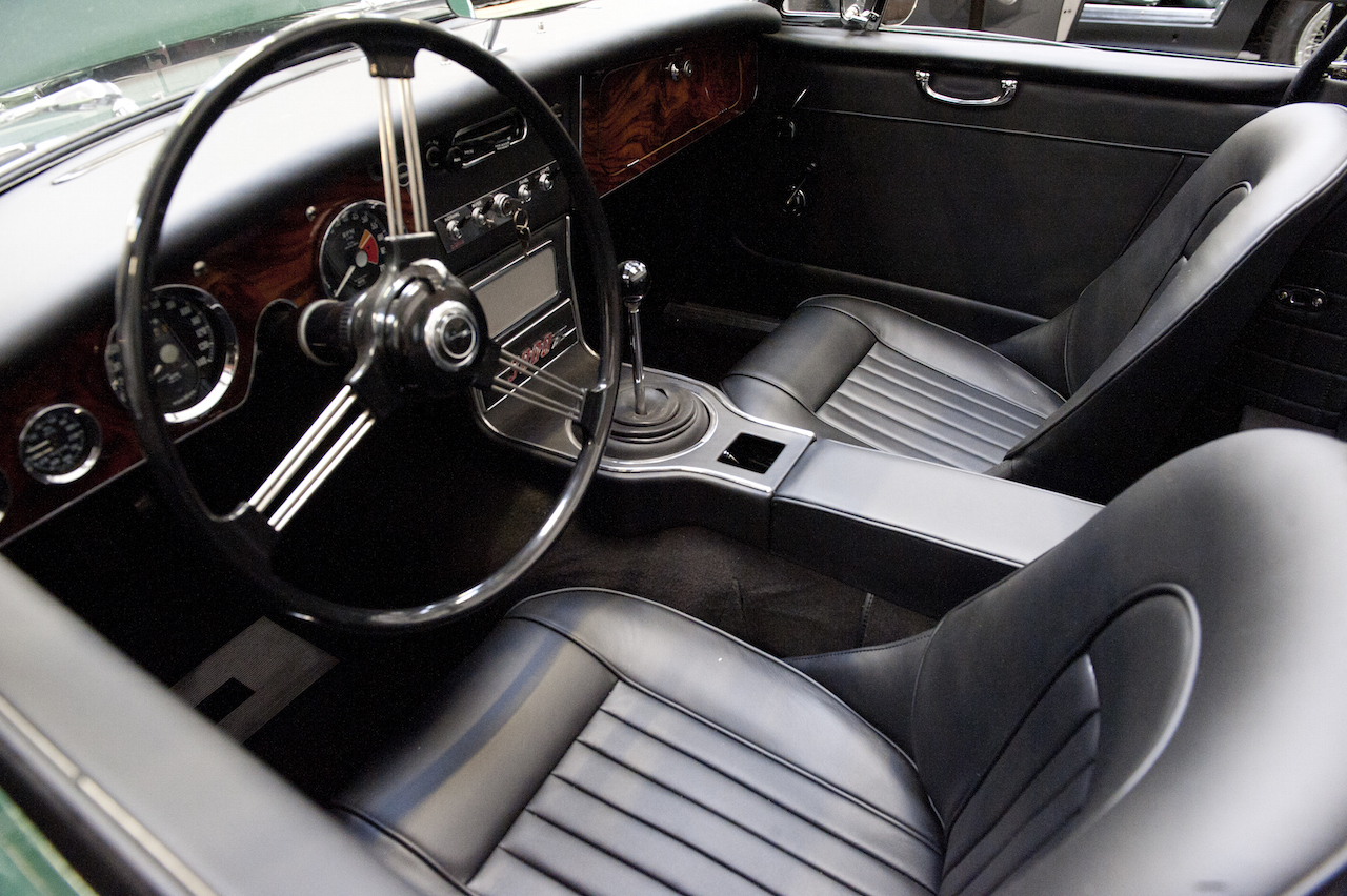 Austin Healey MKIII 3000 interieur project – 1