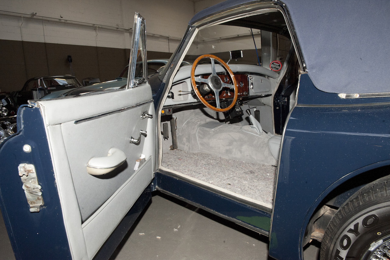 Jaguar XK150 DHC (blauw/grijs) – 9