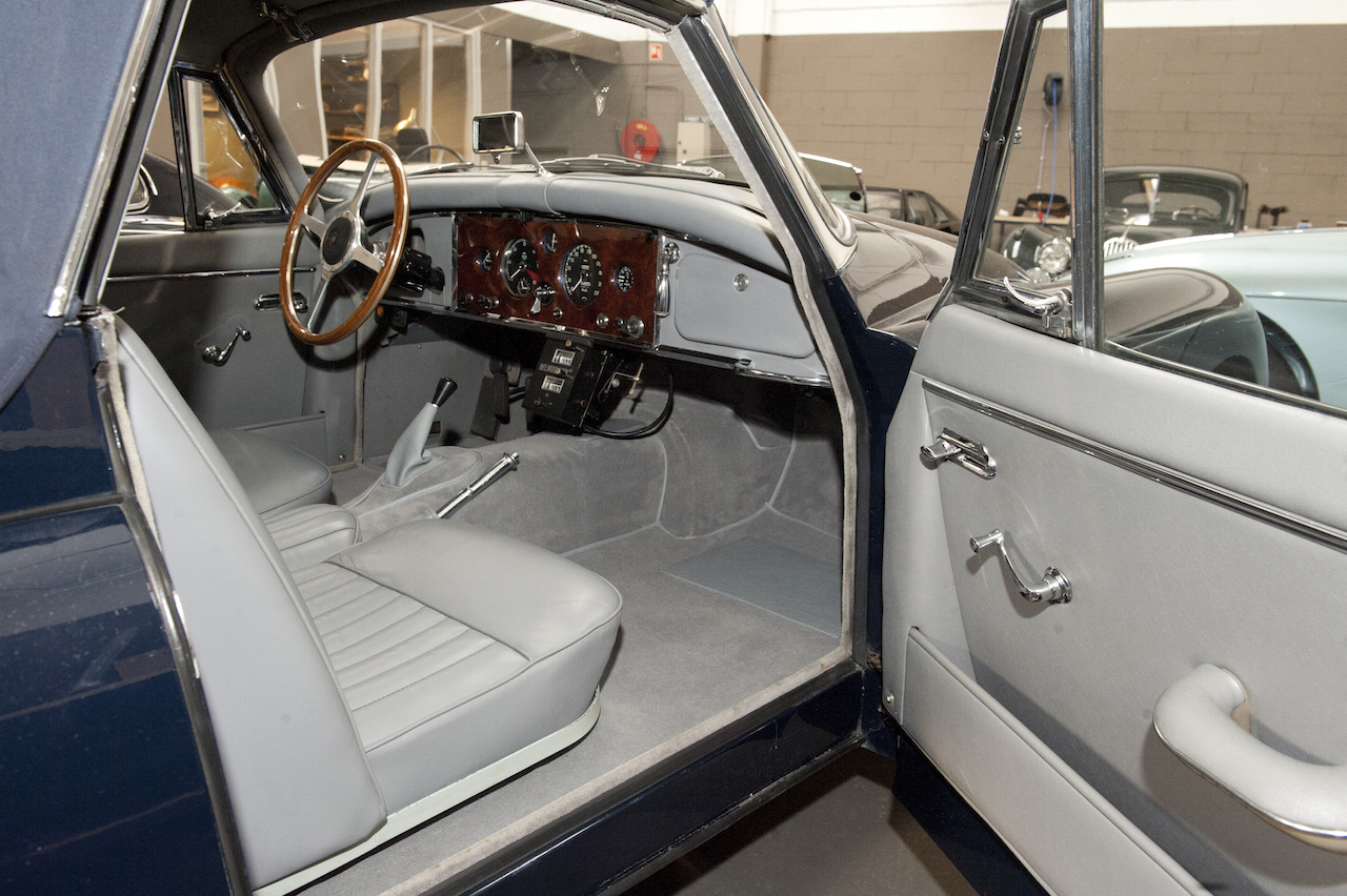Jaguar XK150 DHC (blauw/grijs) – 2