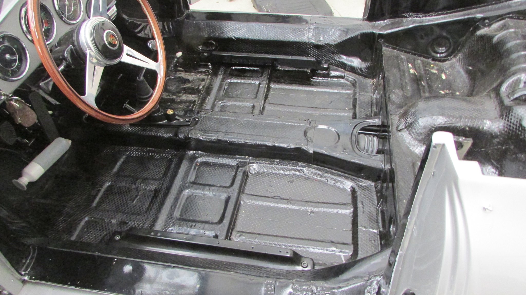 Porsche 356B 1600 S90 – 11