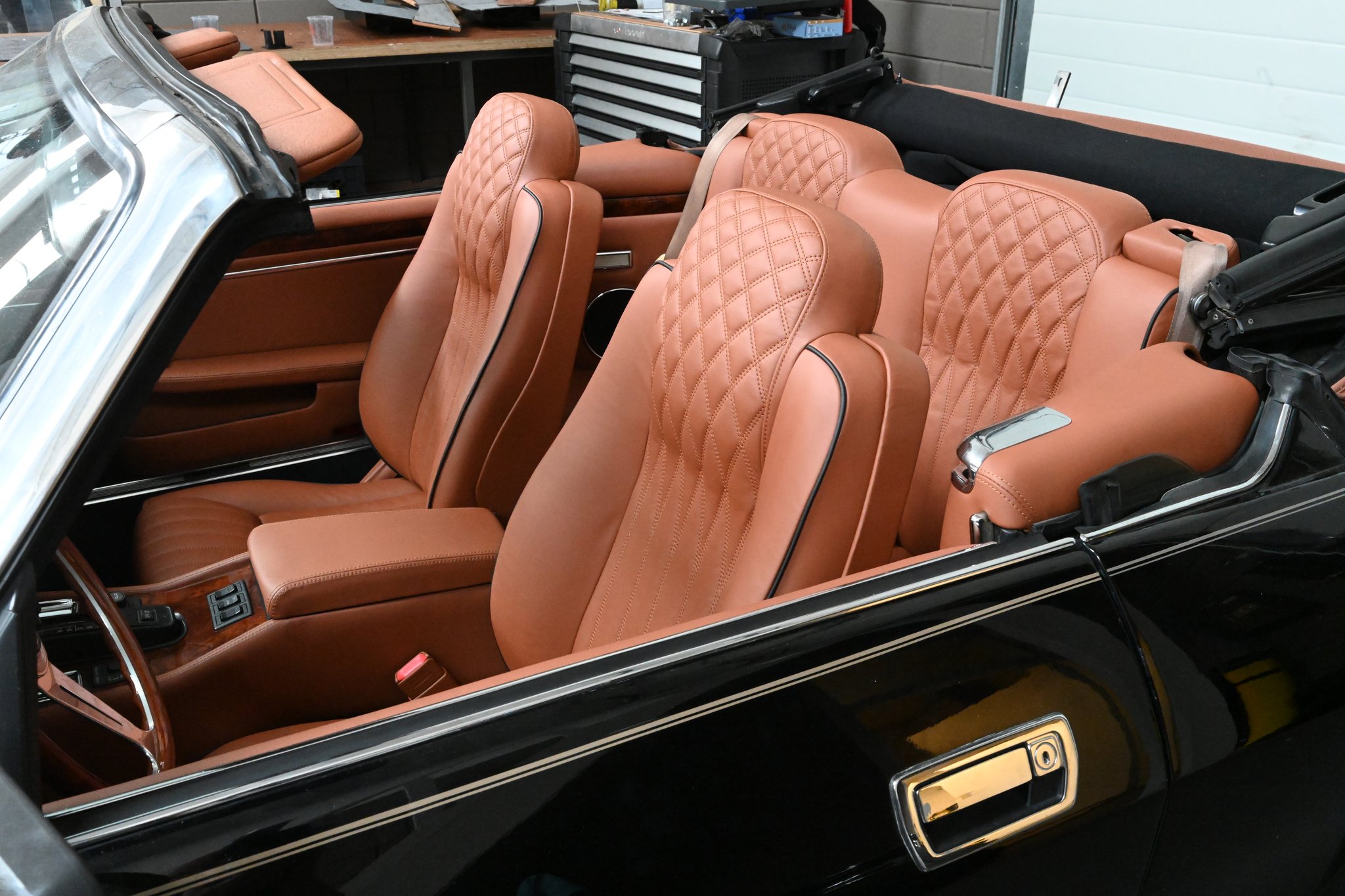 Jaguar XJS custom interior – 6