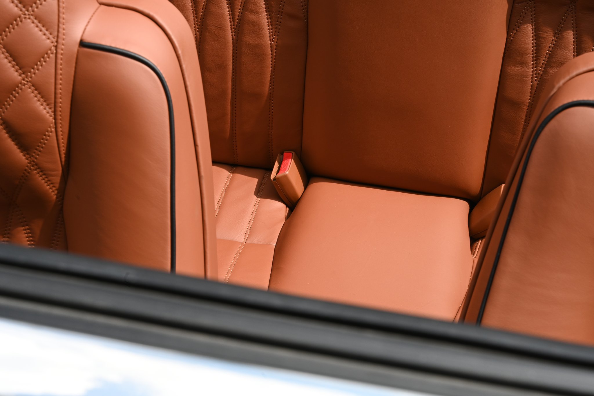 Jaguar XJS custom interior – 17