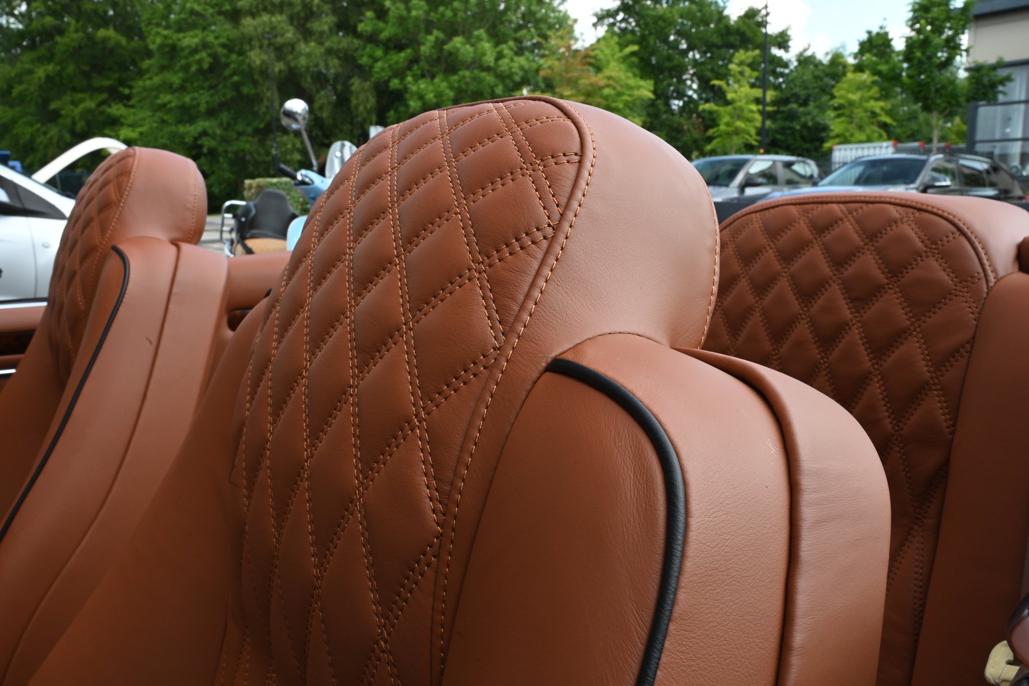 Jaguar XJS custom interior – 21