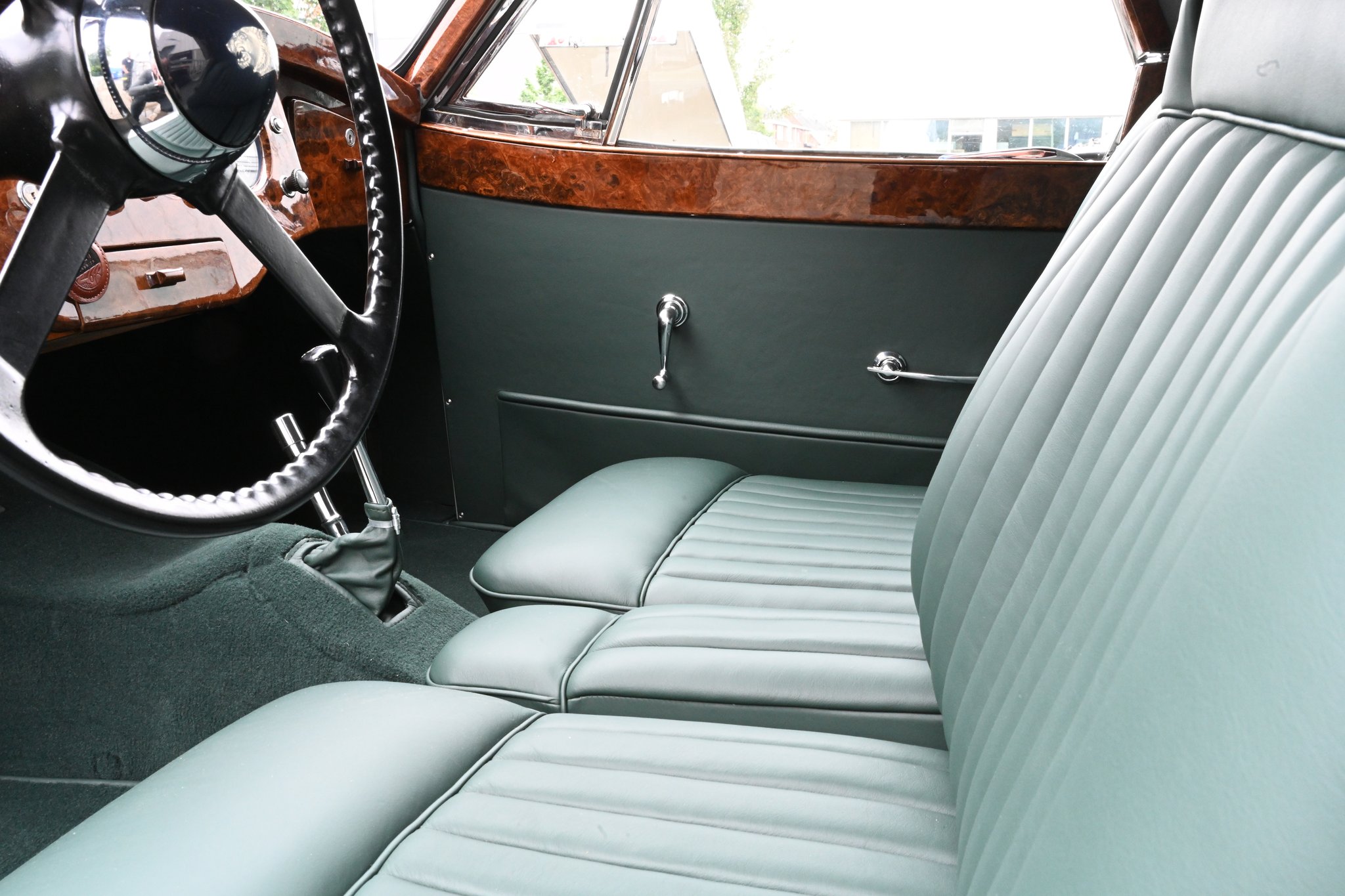 Jaguar XK 120 DHC Interior – 5