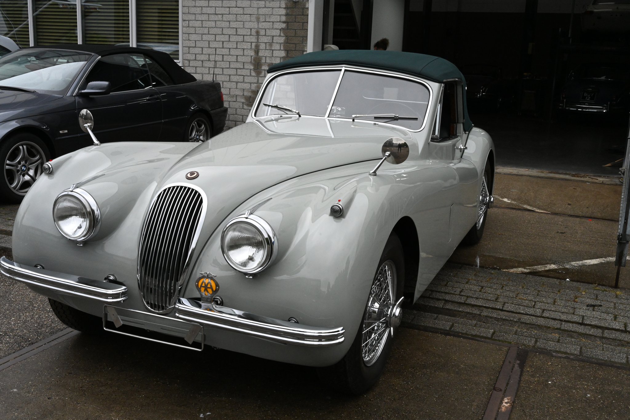Jaguar XK 120 DHC Interior – 38