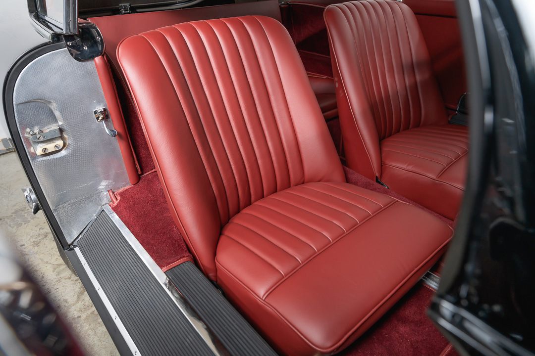 Aston Martin DB 2/4 MKIII Interior – 4