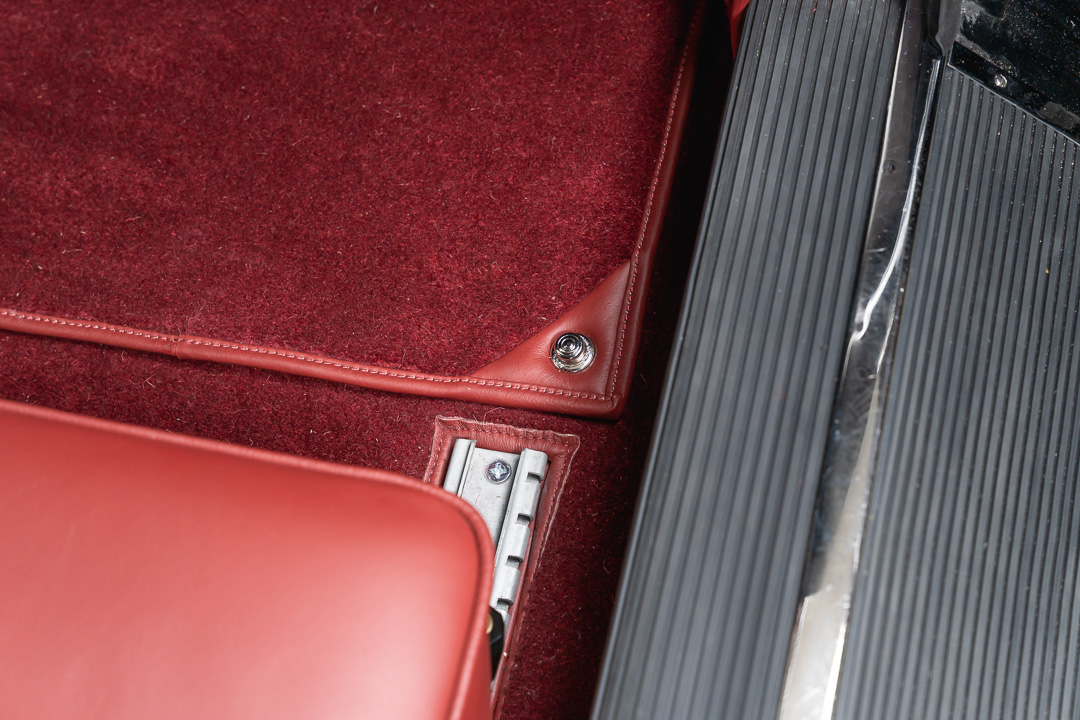 Aston Martin DB 2/4 MKIII Interior – 8