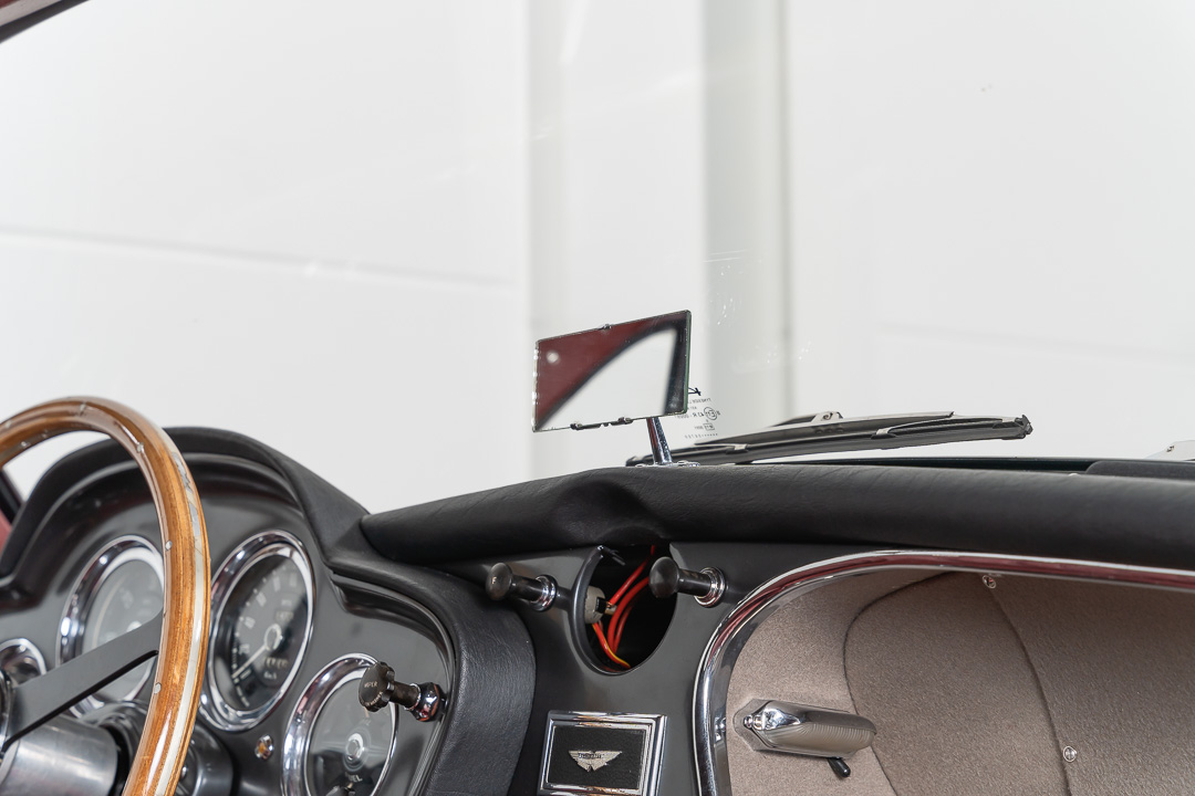 Aston Martin DB 2/4 MKIII Interior – 15