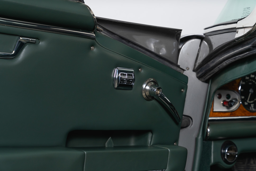 Facel Vega FV3-B interieur project – 11