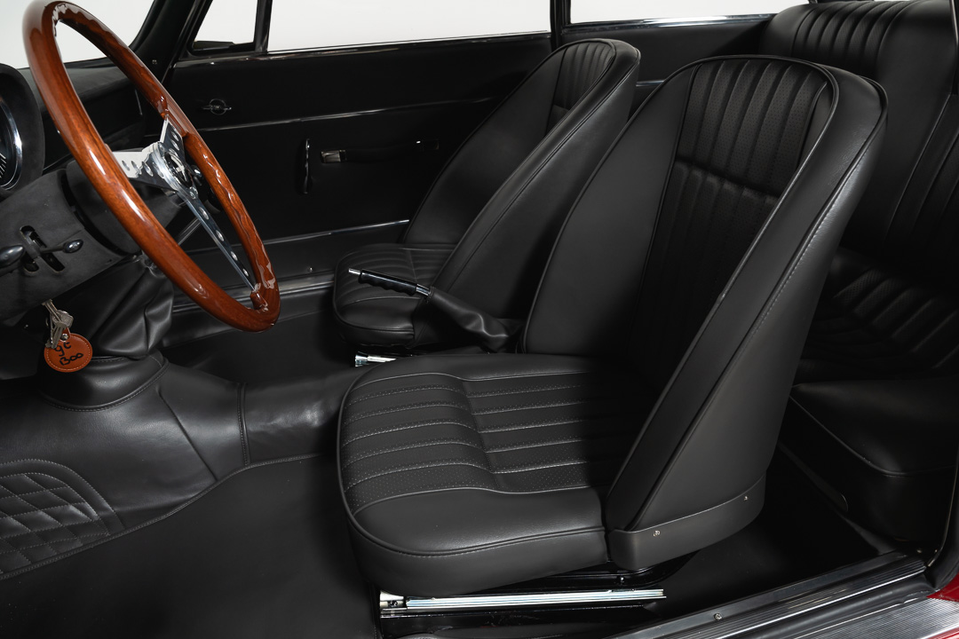 Alfa Romeo Giulia Sprint GT – 25