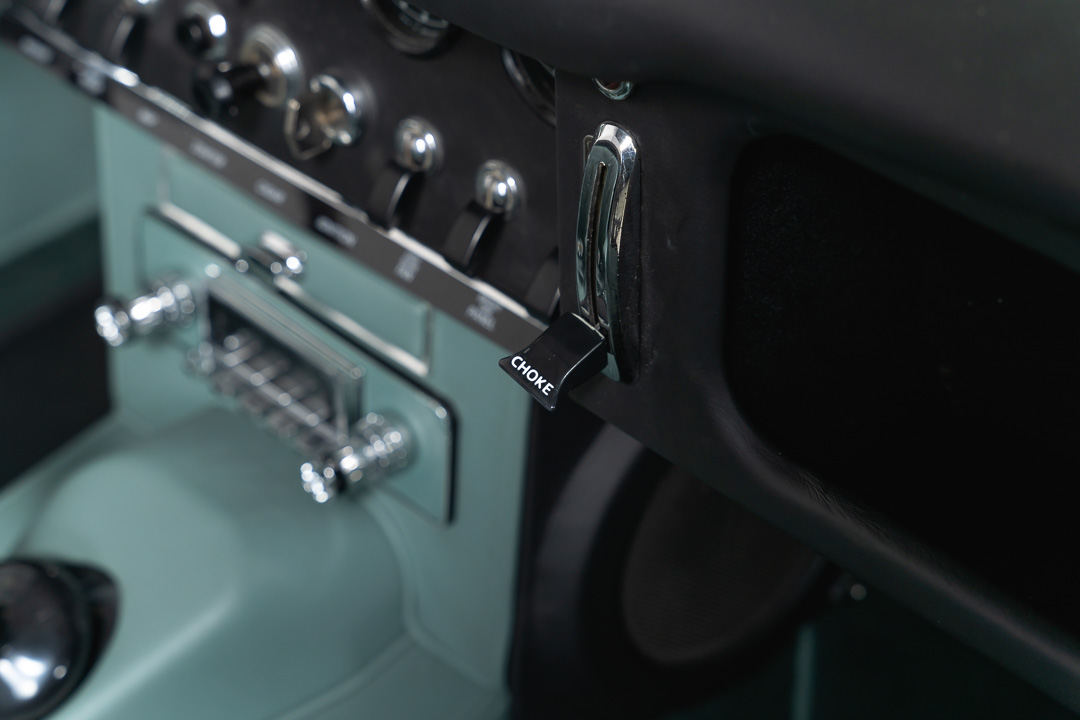 Jaguar E-type 4.2 OTS (Opalescent Dark Green) – 36