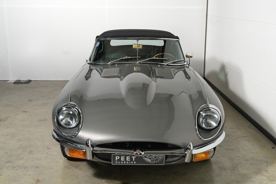 Jaguar E-type 4.2 OTS (Grijs) – 9