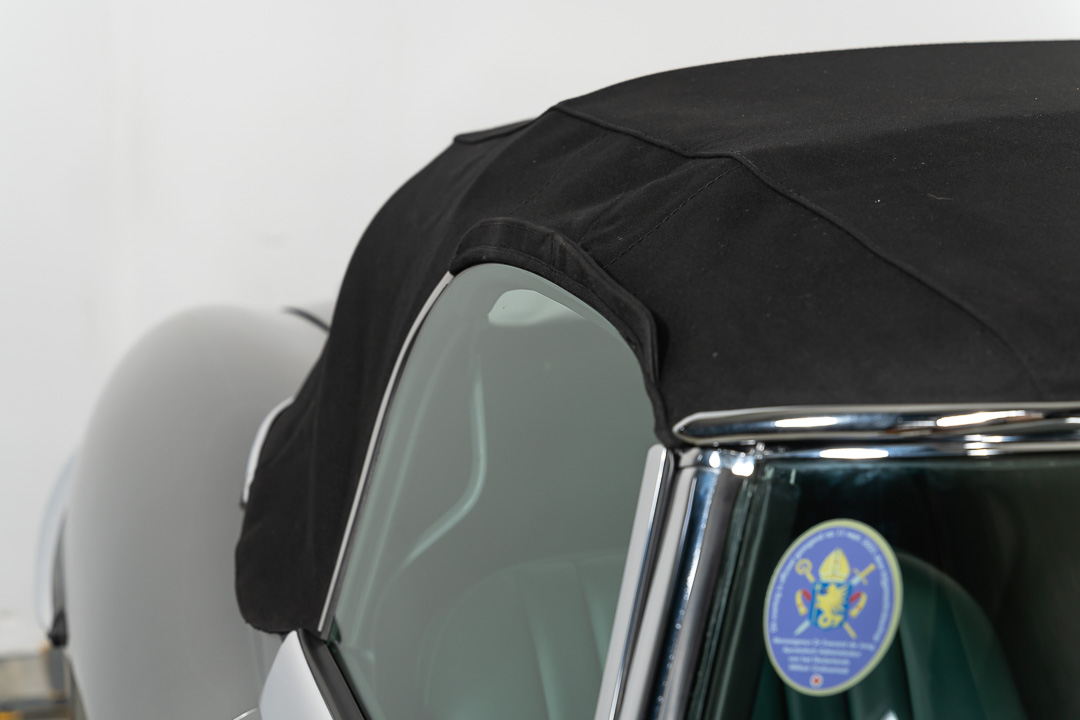 Jaguar E-type 4.2 OTS (Grijs) – 13