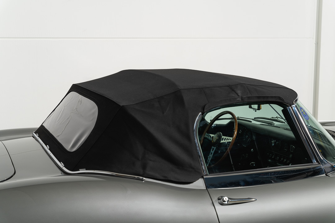 Jaguar E-type 4.2 OTS (Grijs) – 14
