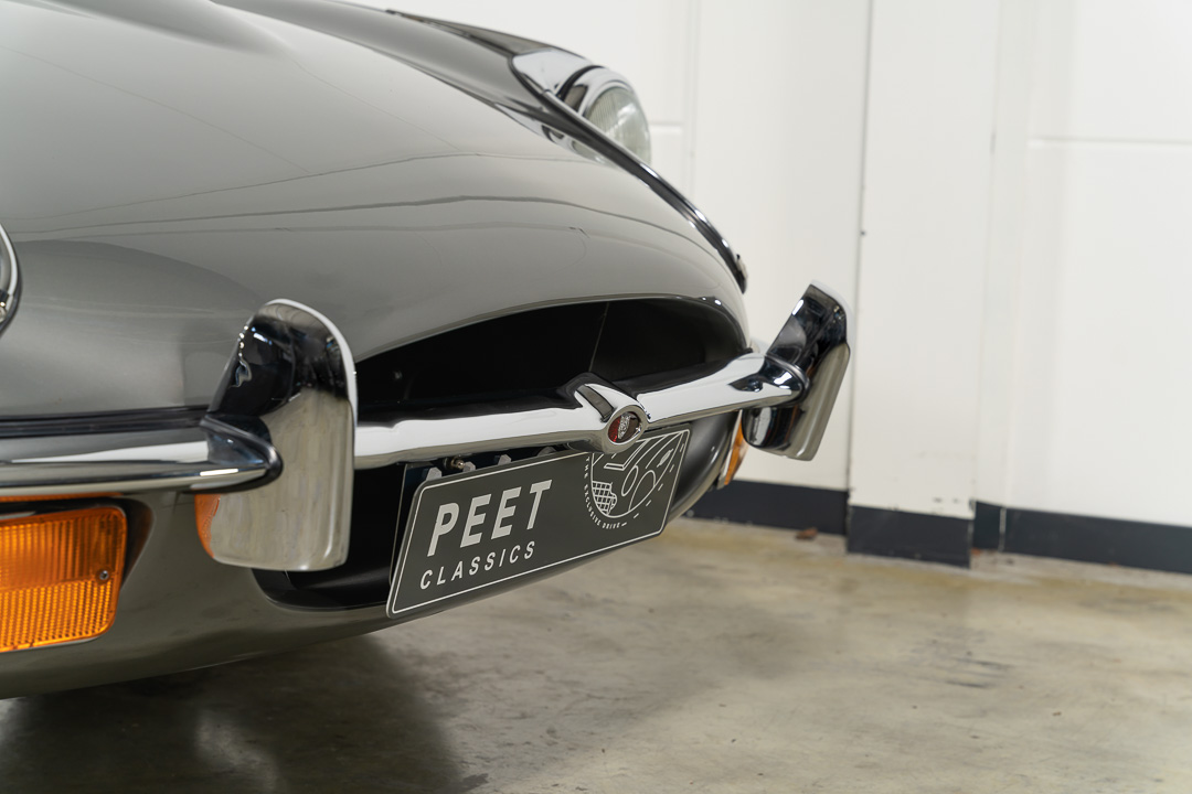 Jaguar E-type 4.2 OTS (Grijs) – 17