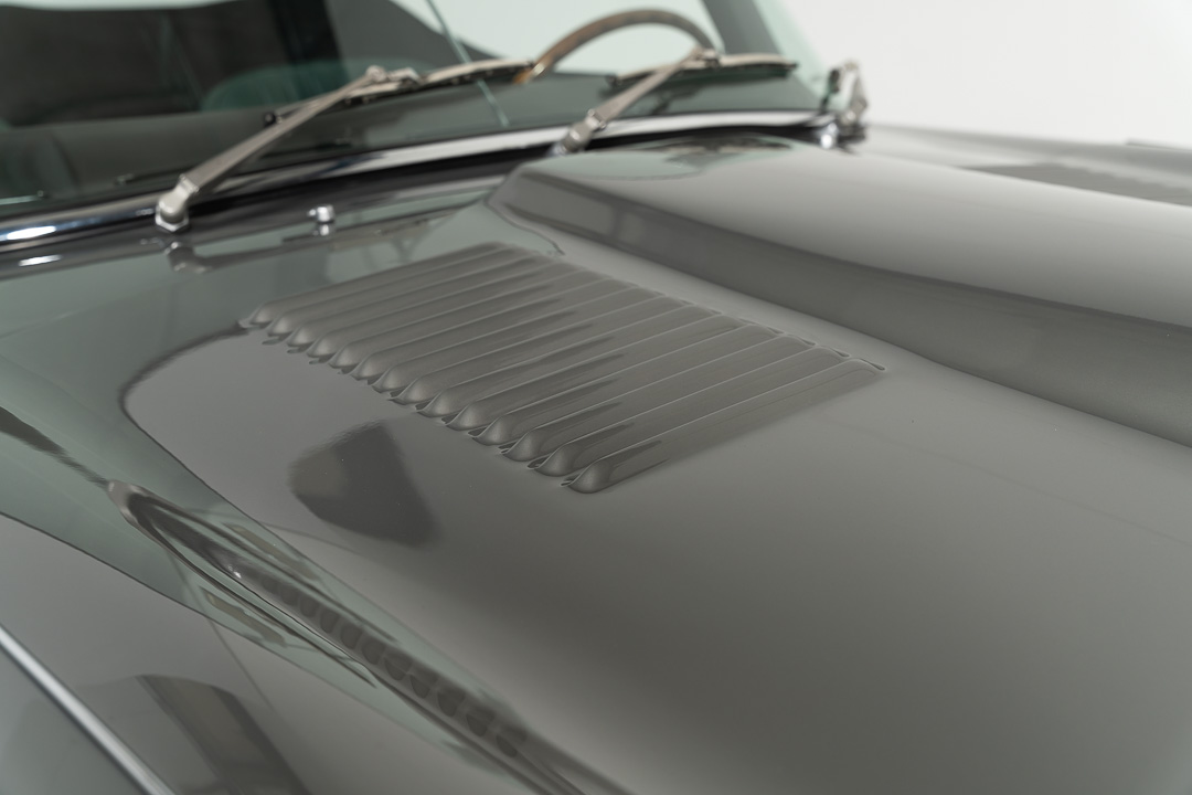 Jaguar E-type 4.2 OTS (Grijs) – 25
