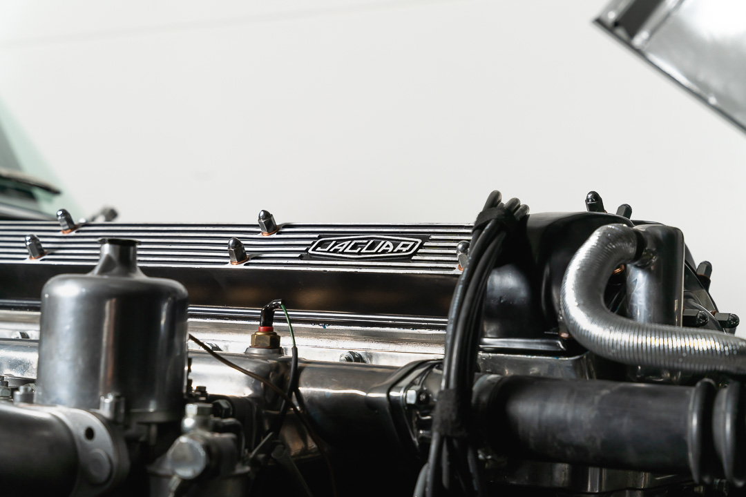 Jaguar E-type 4.2 OTS (Grijs) – 75
