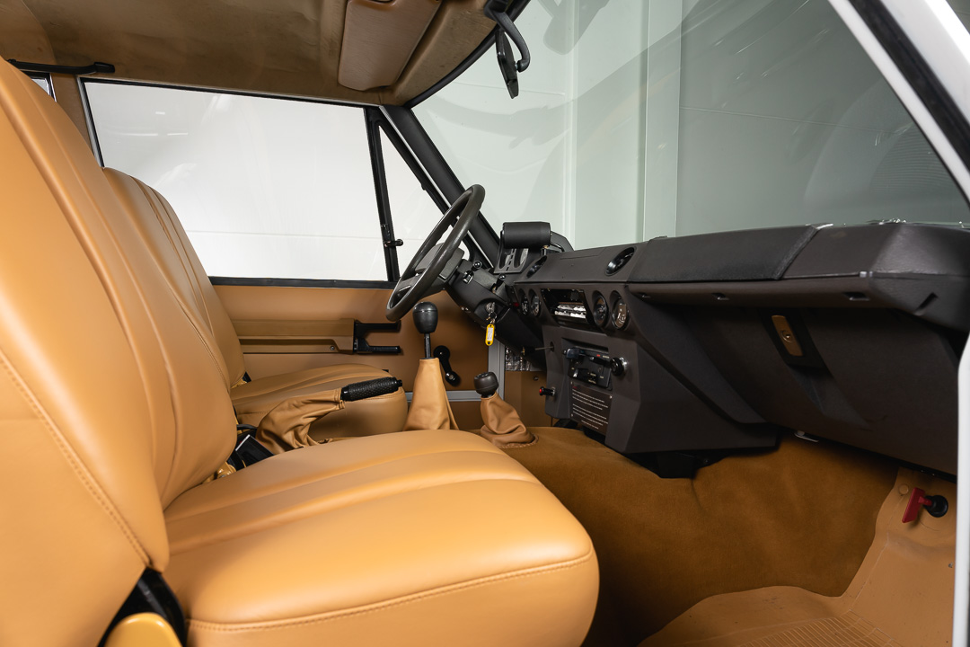 Range Rover Classic Interior – 6