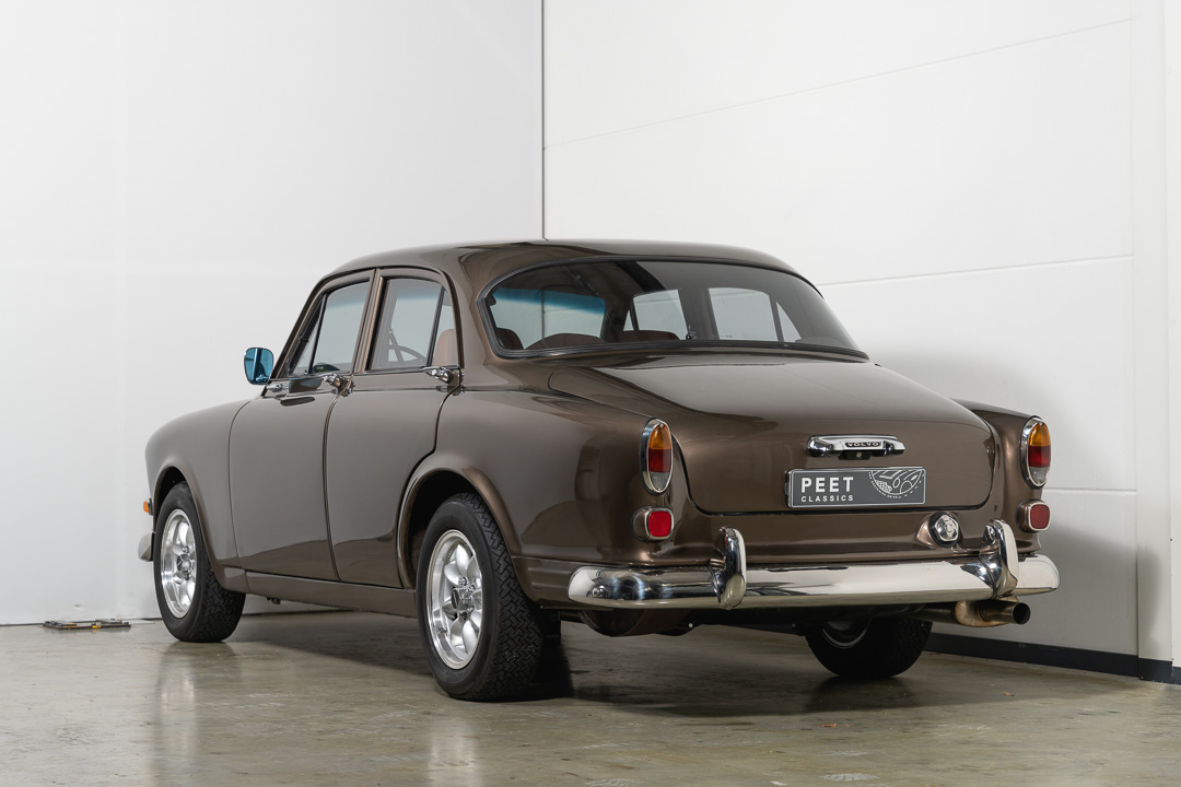 Volvo Amazon interior – 3