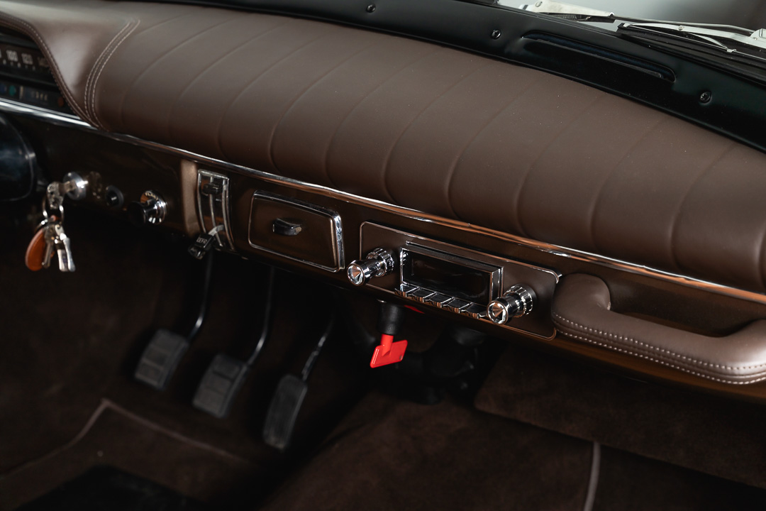 Volvo Amazon interior – 7