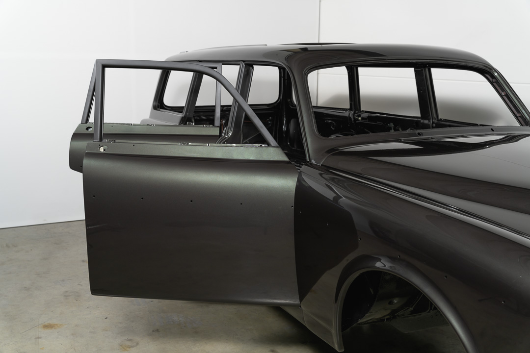Volvo Amazon Body – 11