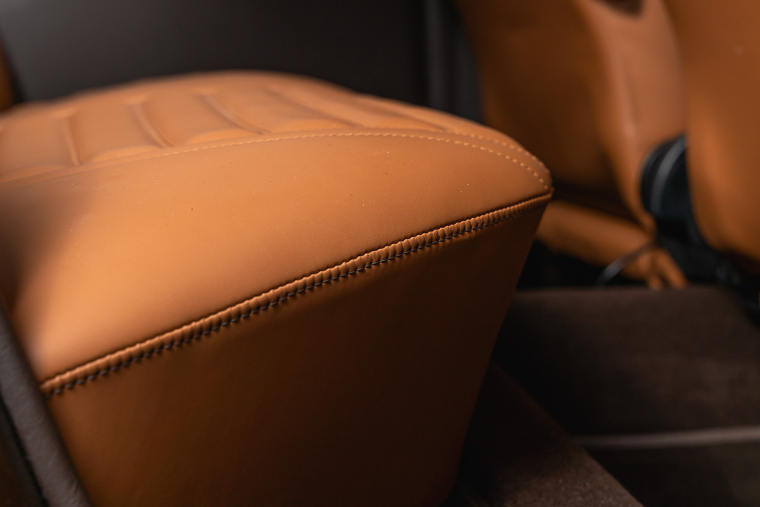 Volvo Amazon interior – 17