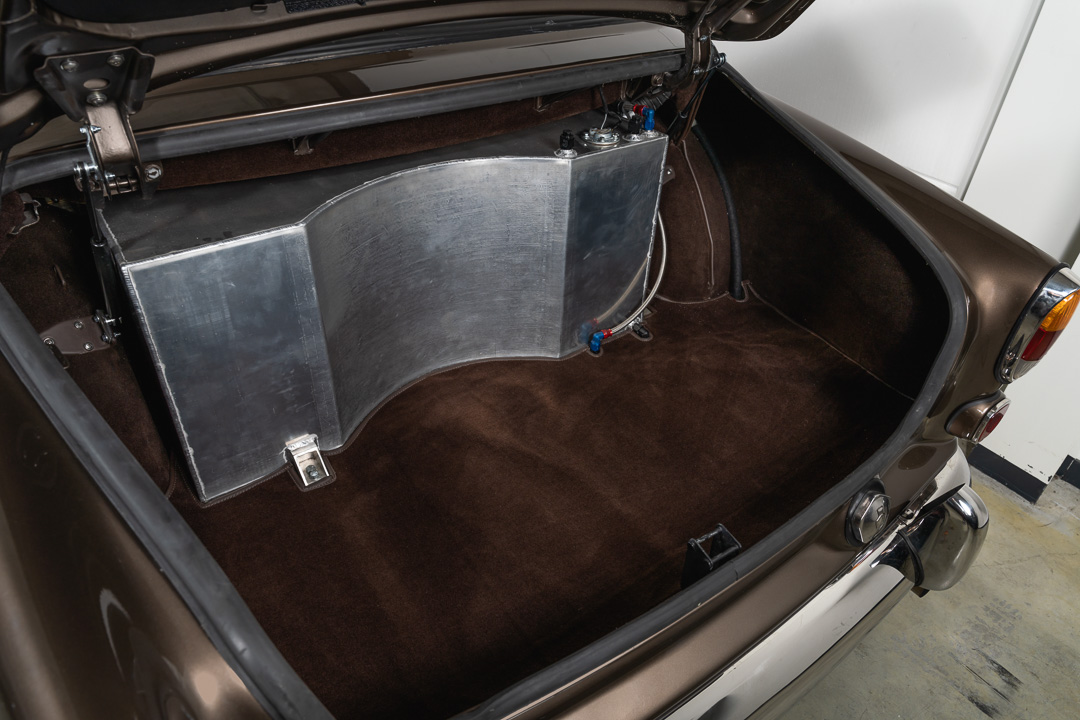 Volvo Amazon interior – 50