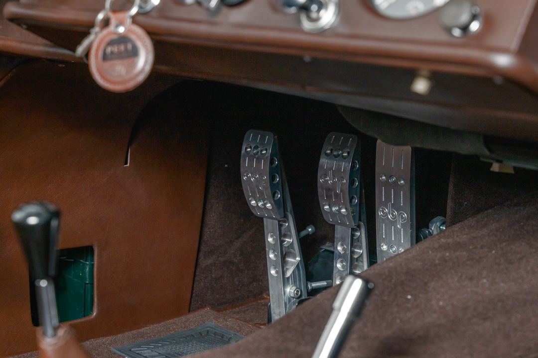Jaguar XK 120 OTS Interior project – 14