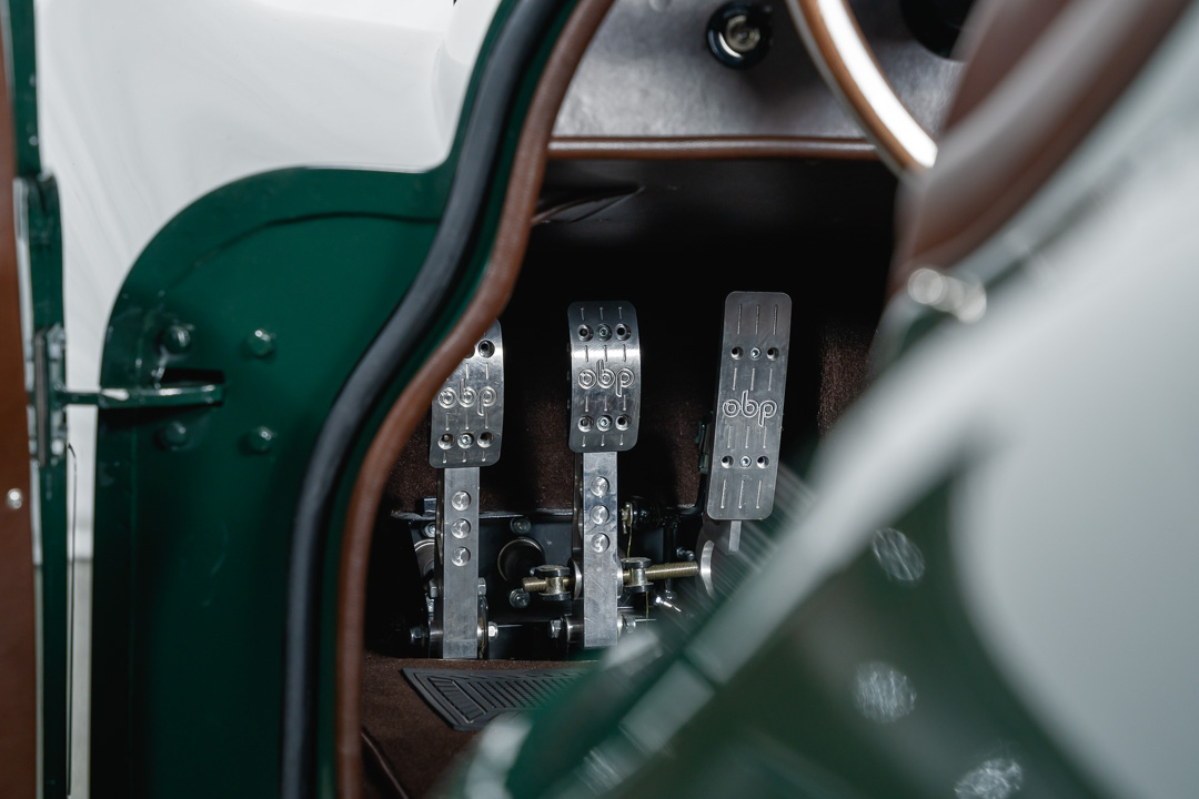 Jaguar XK 120 OTS Interior project – 27
