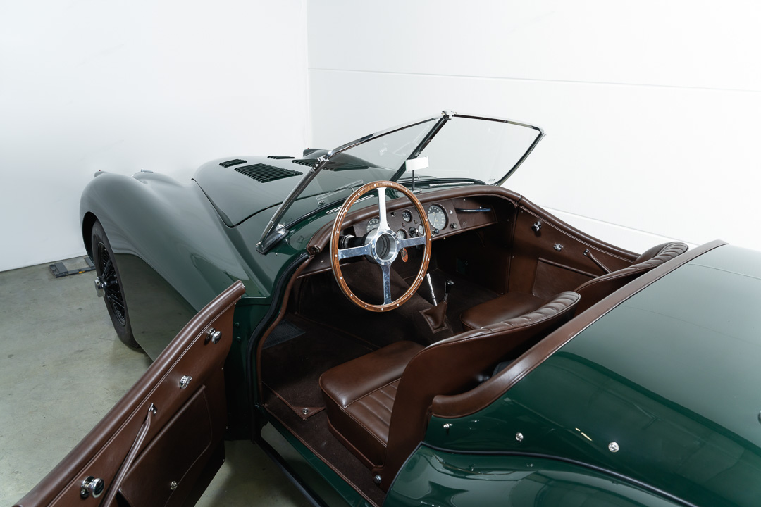 Jaguar XK 120 OTS Interior project – 36